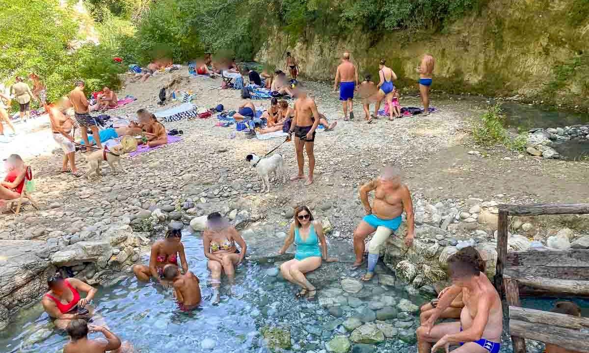 Dove fare il bagno in zona Acquasanta - Lu Vurghe - affollamento