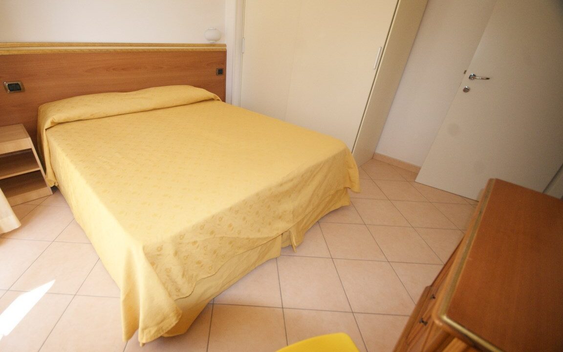 camera-matrimoniale-casa-vacanze-dolce-mare-San-Benedetto-del-Tronto